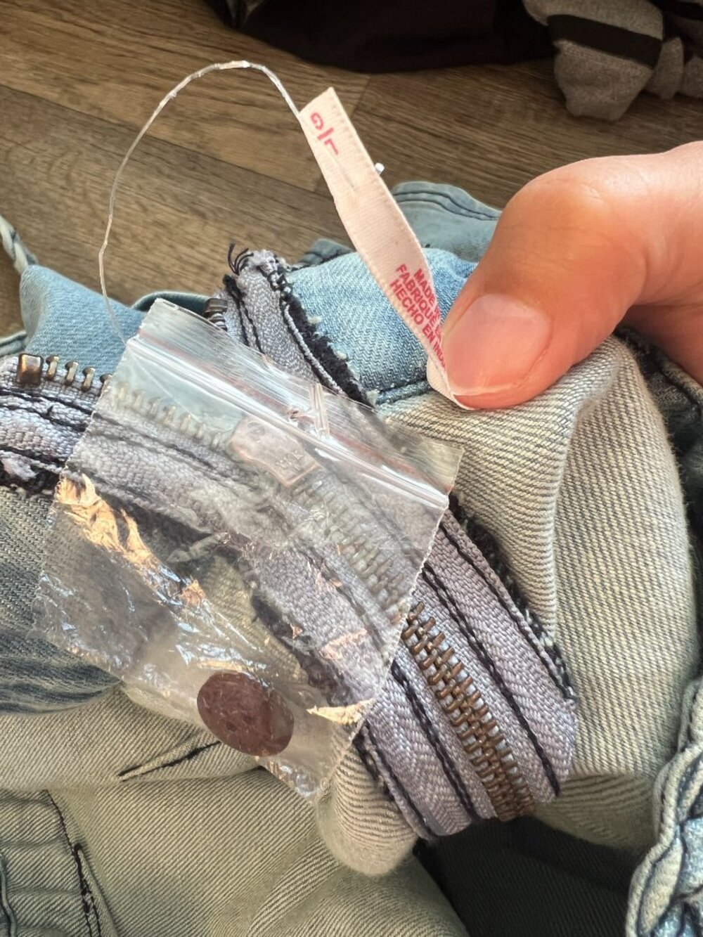 Free People Karina Denim Romper size L - Picture 14 of 15